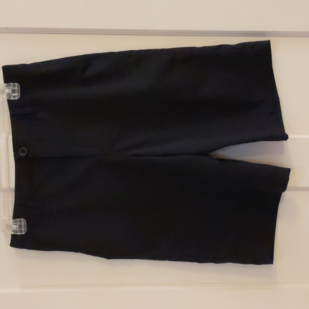 Boy's 18 Under Armour Golf Shorts